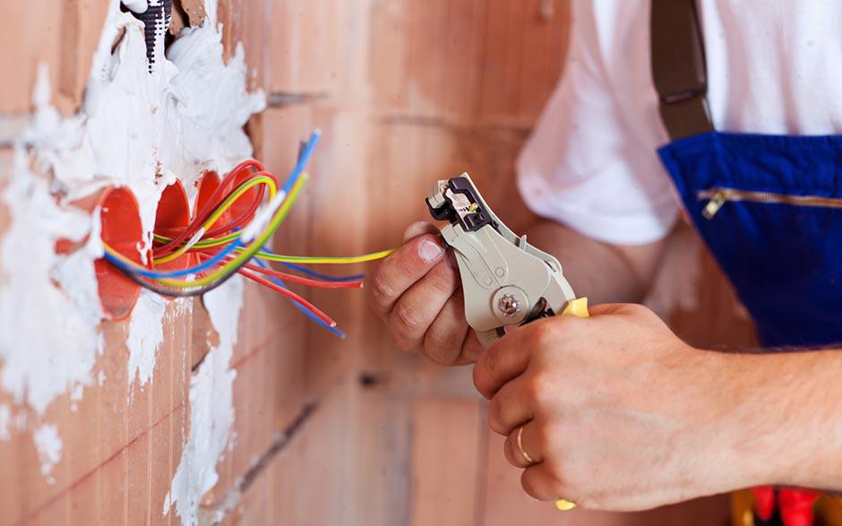 cherche électricien Montrouge